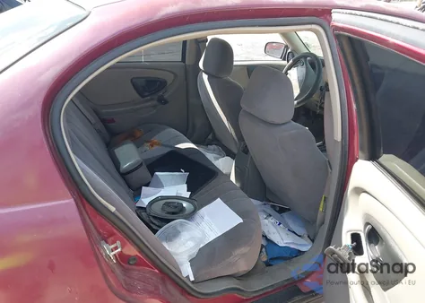 2004 Chevrolet Classic из США, поврежденный, VIN 1G1ND52F74M607951